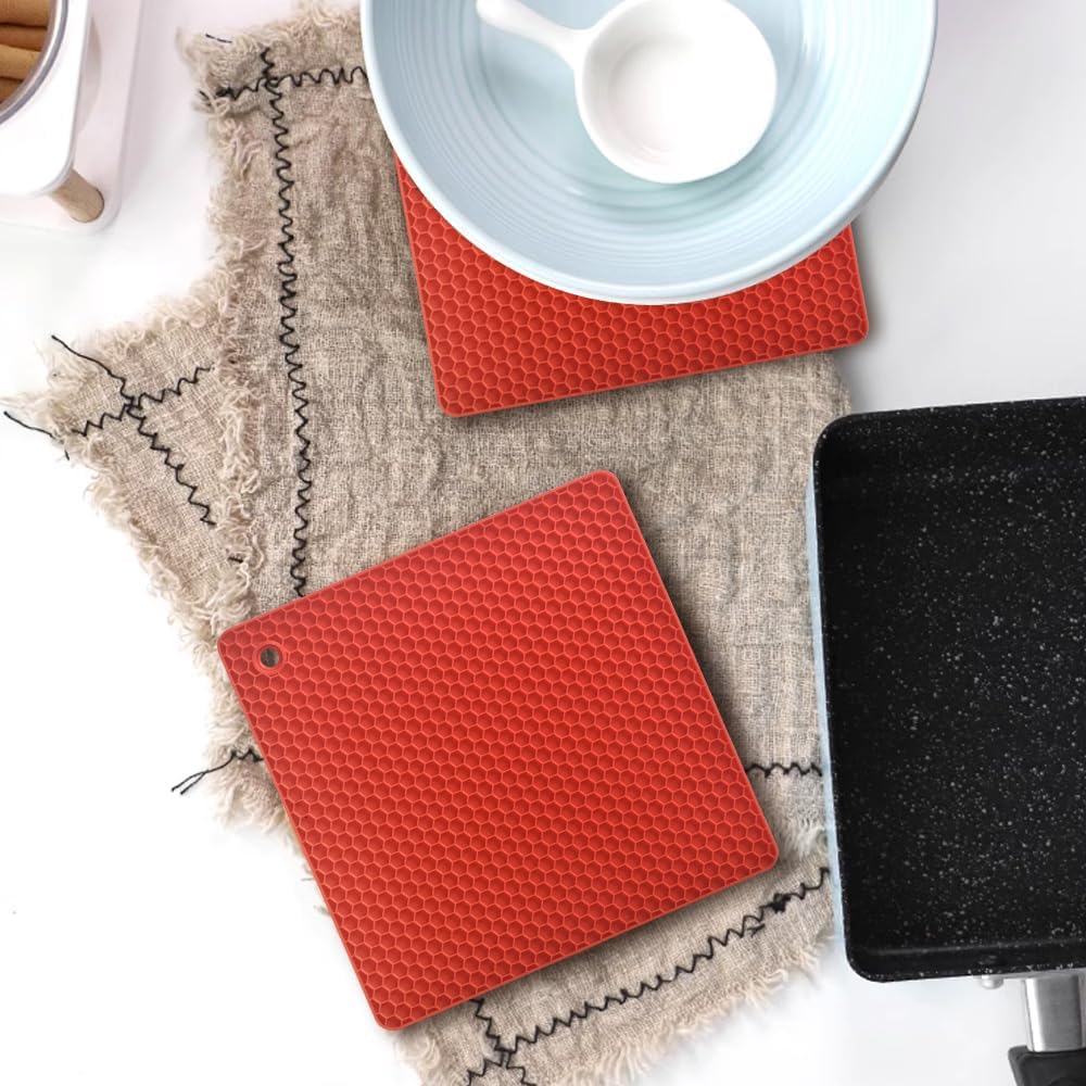 homEdge Silicone Square Trivets Mat, 6 Packs Multipurpose Non Slip Heat Resistant Pot Holder-Black