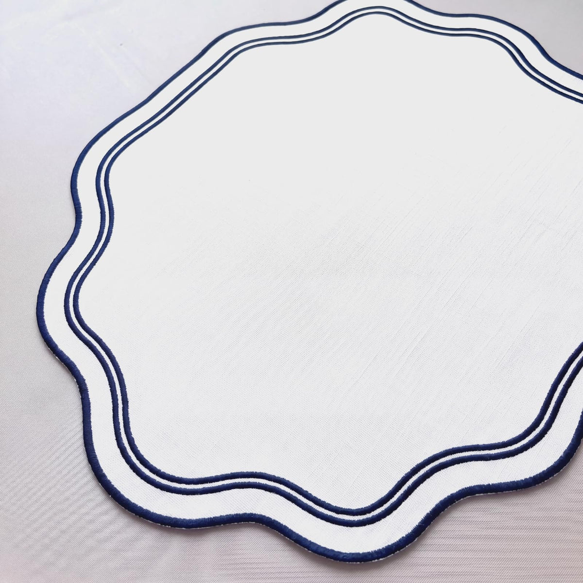 Breling 6 Pcs Cotton Placemats Cotton, Scalloped Edge Sage Green