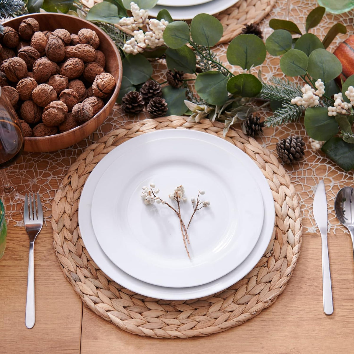6 Pack, Round Woven Placemats, Natural Water Hyacinth Wicker Place mats, Braided Straw Table Mats, Charger Plates for Dining Table, Fall, Thanksgiving, Christmas (13.8 inch)